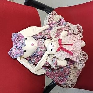 VINTAGE TL TOYS MOMMY AND BABY RABBIT